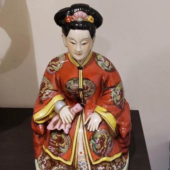 Chinese Porcelain Empress C. 1900, H 15''  - Picture 2 of 12